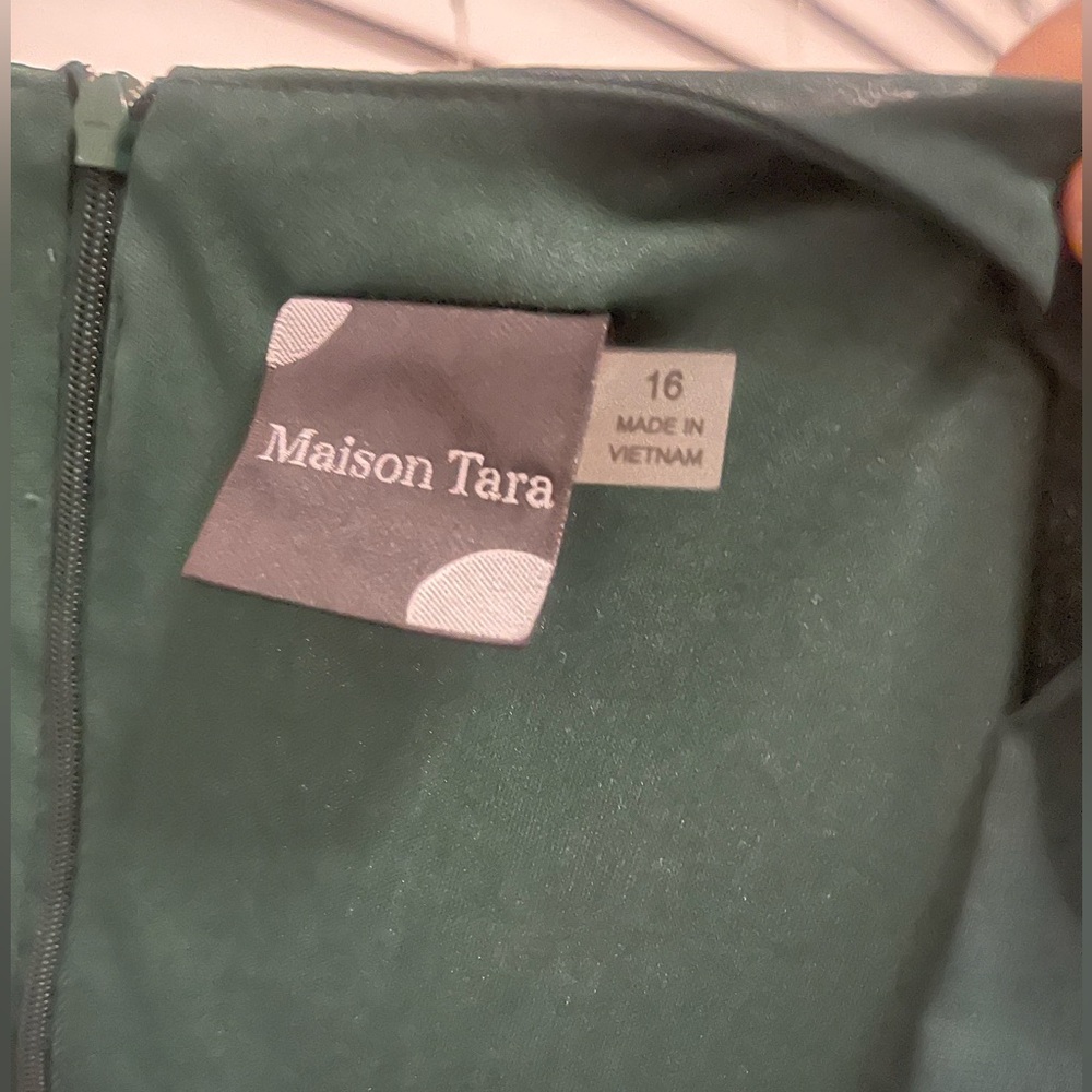 Maison Tara womans Green dress
